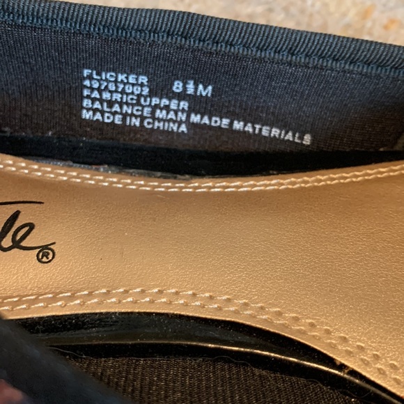 Bow Front Leopard Print Flats - Picture 3 of 6